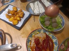 -洱火云南酸菜牛肉火锅(石景山当代商城店)