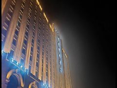 -锦龙国际酒店(天津奥体中心华苑地铁站店)