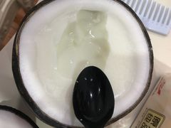-志龙皇冠吃货椰子铺