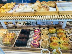 -焙丽拾光(麦凯乐直营店)