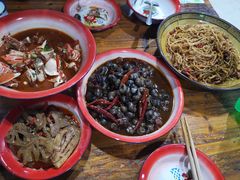 -老三样·美食研究中心(世贸路店)