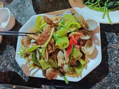 -岛中岛·海鲜大排档·万宁老字号(东澳店)