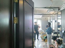 -藤野造型烫发染发