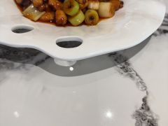 -鑫渔港海鲜本地菜·山海关浑锅(东戴河店)