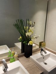 -CARR SALON