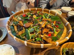 -云海肴·汽锅鸡·云南菜(天山百盛优客店)