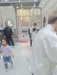 -妃格美发沙龙·烫发·染发