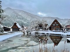 -白川乡与五箇山的合掌构造村落