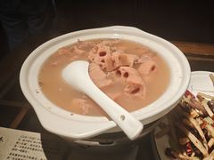 -老宅藕香·湖北菜·非遗藕汤·武昌鱼(黄鹤楼景观店)