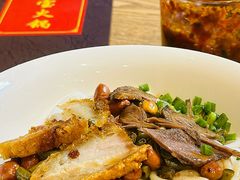 -牛八宝桂林米粉(八里庄店)