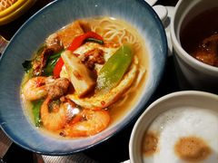 -深圳龙华大浪商业中心亚朵X酒店