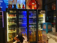 -华府九号海鲜烧烤大排档(龙域店)