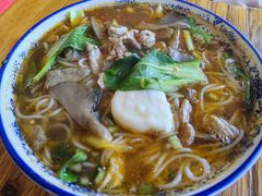 -邱芳粉店(迎宾大道旗舰店)