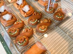 -VERIE BAKEHOUSE