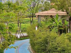 -茅草房·河畔园林火锅