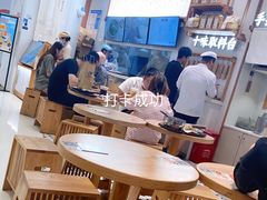 大堂-小满手工粉(杭州滨江龙湖店)