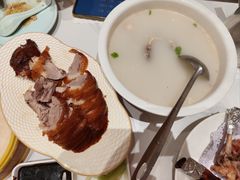 -梅利汴京烤鸭•开封豫菜地标店(东大街店)