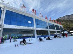 -大别山南武当滑雪场