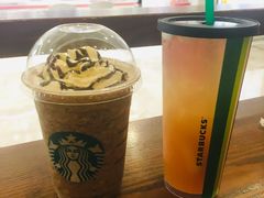 -星巴克(杭州西湖银泰1F店)