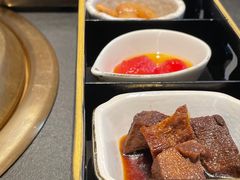 -铭牛烧肉·和牛海鲜自助(高新月牙湖店)
