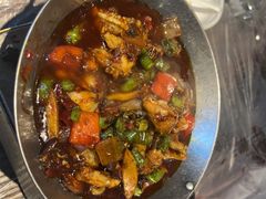 -老街烧烤大排档·地道湖北菜·龙虾馆(汉口火车站店)