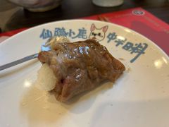 铺天盖地火牛寿司（2枚）-仙隐小鹿中华料理(南宁万象城店)