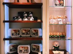 零售区-上海半岛酒店·半岛精品店