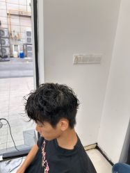 -乾健·烫染·接发SALON