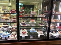 面包甜点陈列柜-巴黎贝甜(凯德MALL望京店)