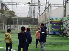 -飞梦少儿足球培训(塘桥校区)