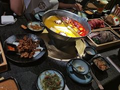 -湊湊火锅·茶憩(新中关购物中心店)