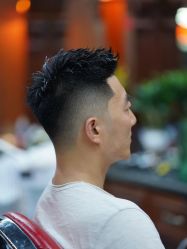 -贝勒爷专业男发