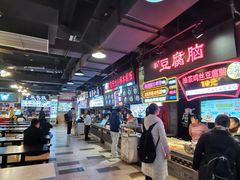 -八一好吃街·高品美食广场