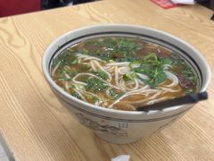 -小马牛肉面·牛骨熬制(南京博物院店)