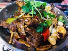 -宫老四·上品烧烤酒店(汉东路店)