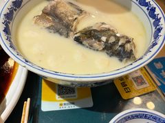 -南京金牛湖巨碗鱼头