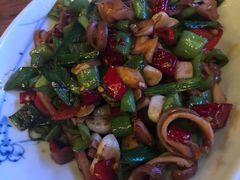 -爱啤精酿·民谣酒馆(滨江店)