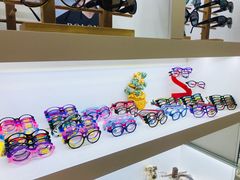 -广州宝岛眼镜武汉和光眼镜市场西区店