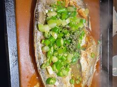 -夯鱼烤鱼·尔滨地标美食(中央商场店)