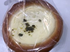 鲜乳酪布里欧-莉莲蛋挞(日月光店)