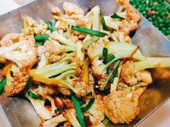 -弄堂里(滨江龙湖天街店)