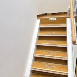 -康美贞·痘肌养护管理中心