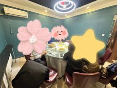 -老码头黑皮肘子锅包肉(赣水路店)