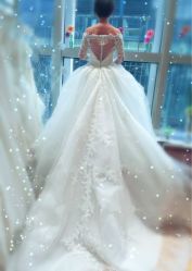 -爱纱嫁衣婚纱礼服馆