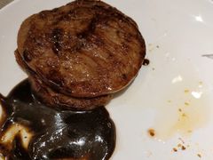 -齐河孔雀王温泉酒店·金孔雀自助百汇
