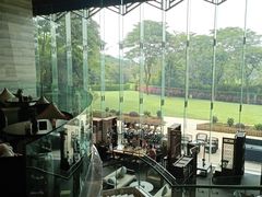 -隐秀山居酒店大堂吧