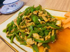 青椒炒肉-胖子菜馆(花园餐厅店)