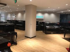 -柏斯音乐艺术中心·钢琴·吉他(上音店)