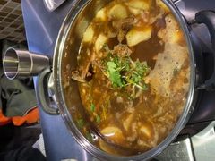 -马路牙子烧烤音乐酒馆(望京店)
