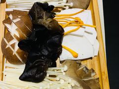 -捞天下大众火锅(水上公园店)